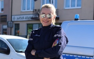 policjantka na ulicy