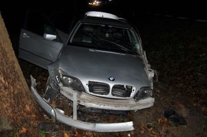 rozbity samochód BMW