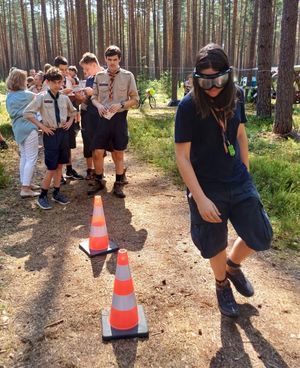 młodzież sprawdza działanie narkogogli