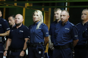 policjanci dzielnicowi na strzelnicy