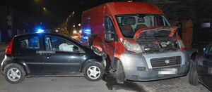 uszkodzone pojazdy na drodze