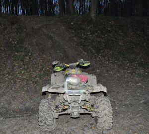 pojazd typu quad w lwsie