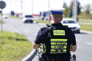 policjant na drodze