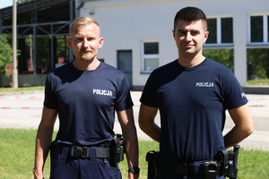 policjanci